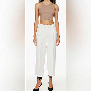 Aritzia-‎ The Effortless Pant Cropped